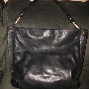 LEATHER MICHAEL KORS BLACK PURSE